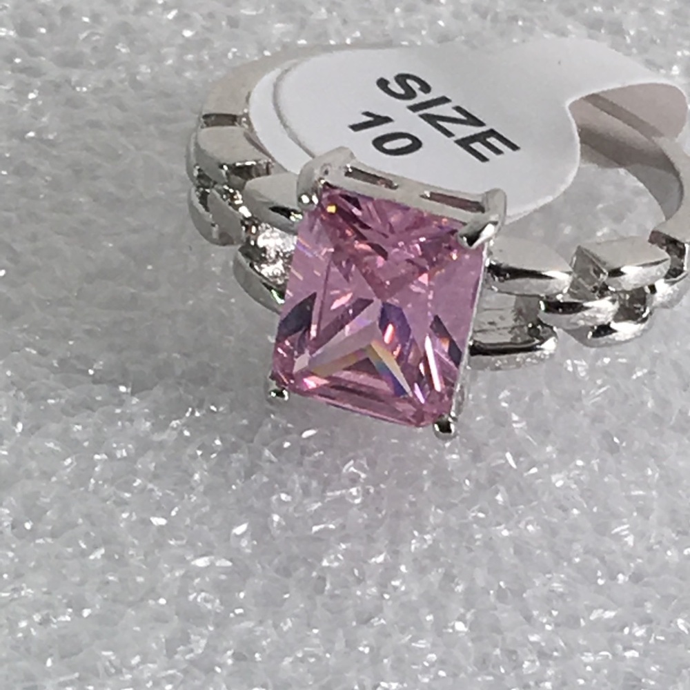 NEW WOMENS RING SIZE 10 - Picture 2 of 14